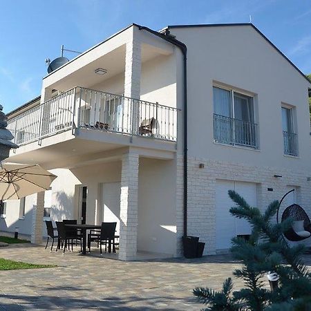 Apartments Villa Marina Водице Екстериор снимка