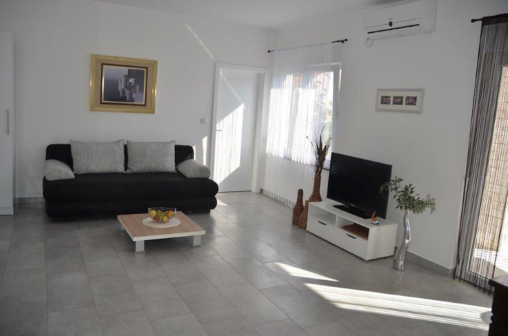 Apartments Villa Marina Водице Стая снимка