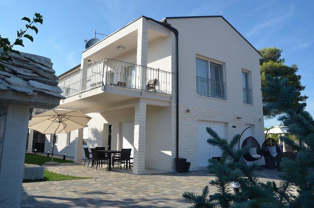 Apartments Villa Marina Водице Екстериор снимка